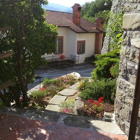 Casa Vacanze Nonna Nella Villafranca in Lunigiana Exterior photo