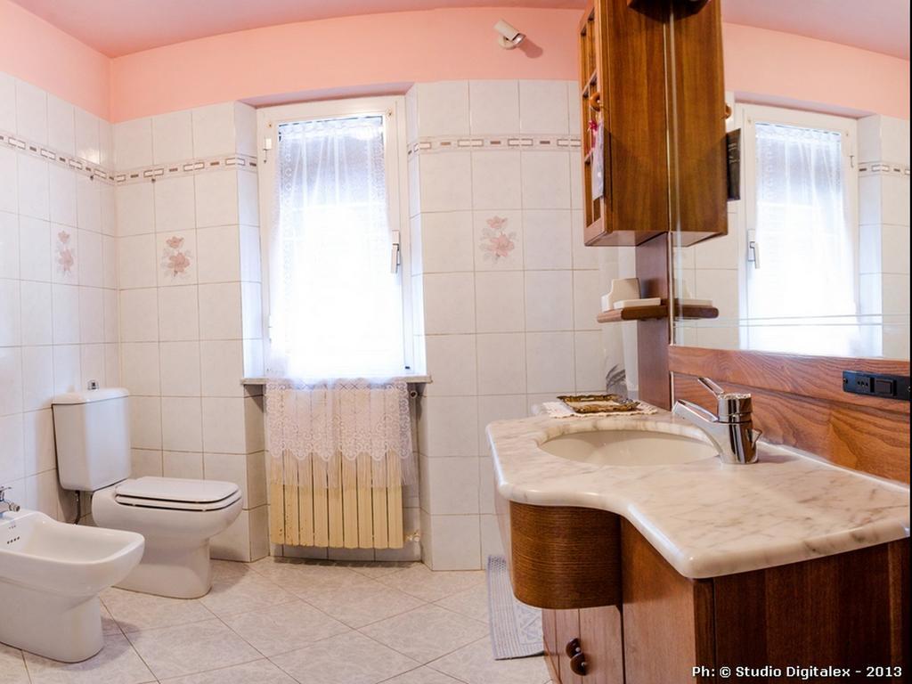 Casa Vacanze Nonna Nella Villafranca in Lunigiana Room photo